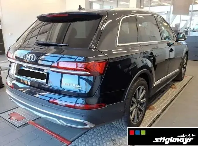 Gebraucht Audi Q7 Ambiente 381 PS (280 kW) 2021 Schwarz SUV