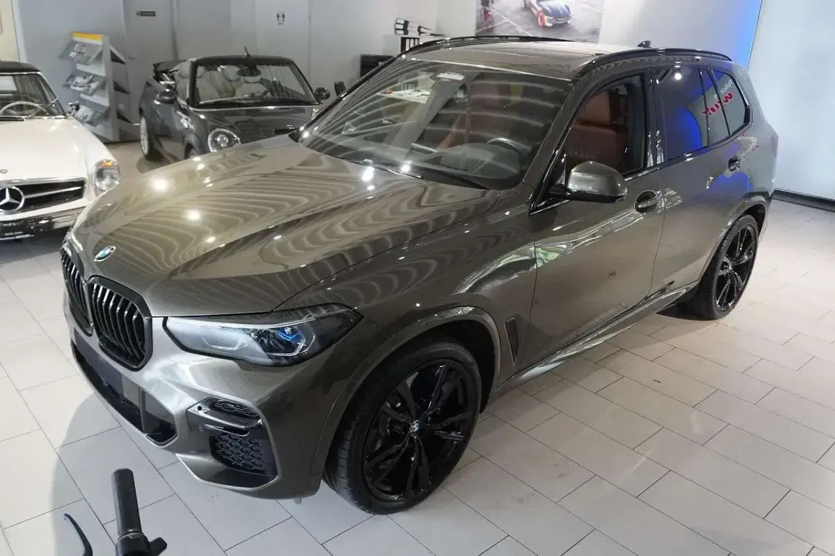 Gebraucht BMW X5 M 530 PS (389 kW) 2021 Manhattan green SUV