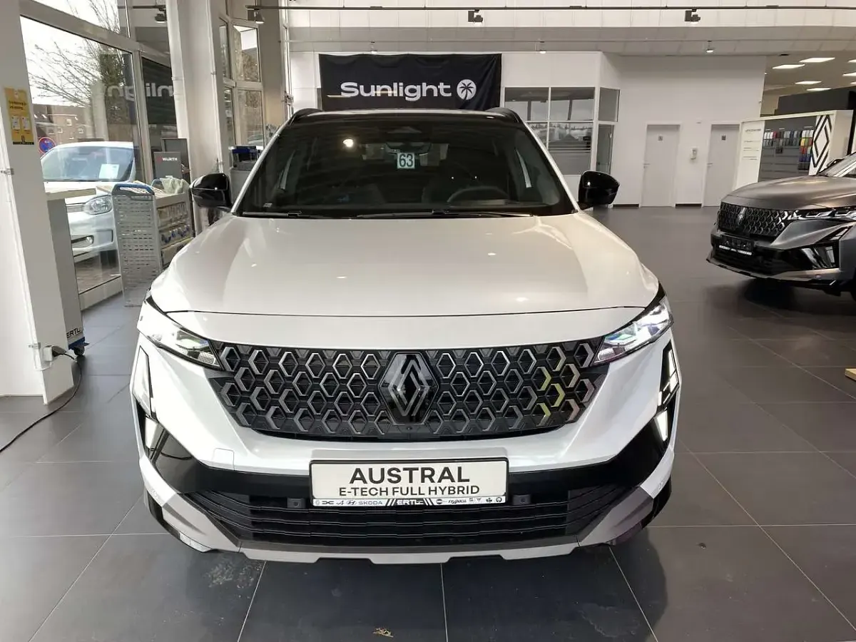 Używany Renault Austral Esprit Alpine 200 KM (147 kW) 2025 Biały SUV