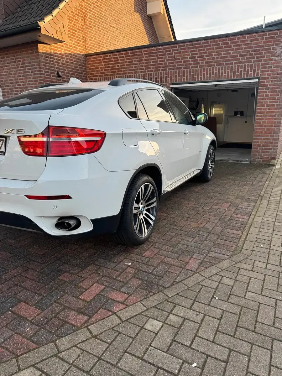 Käytetty BMW X6 M Performance 245 HP (180 kW) 2013 Valkoinen Katumaasturi