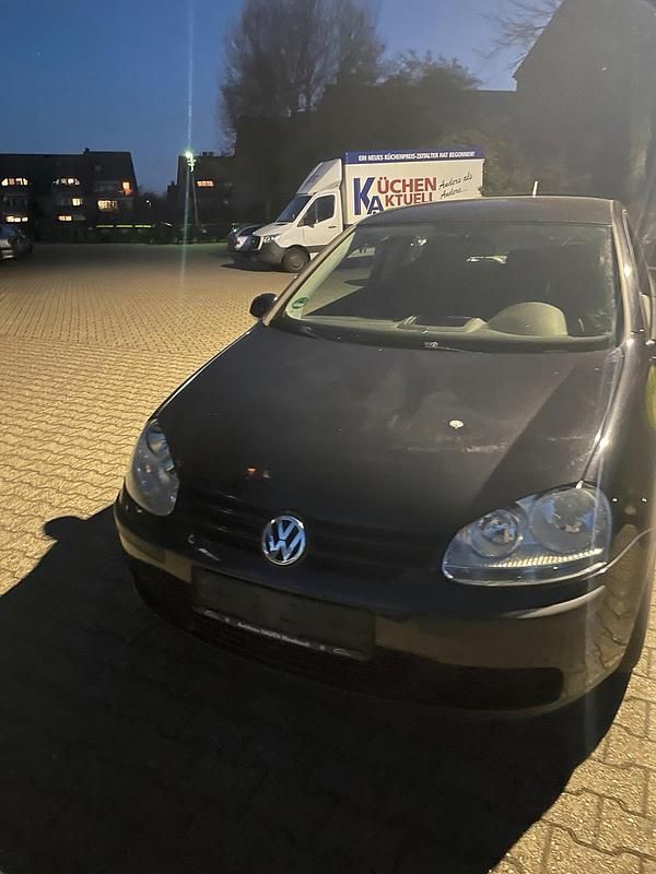 Gebraucht VW Golf V 75 PS (55 kW) 2005 Schwarz Kleinwagen