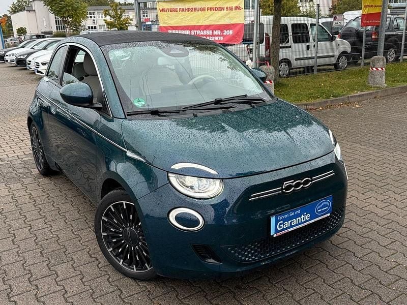 Grün Gebraucht 2021 Fiat 500e La Prima Cabrio | 15.850 € (Superpreis) - Bild 1/4