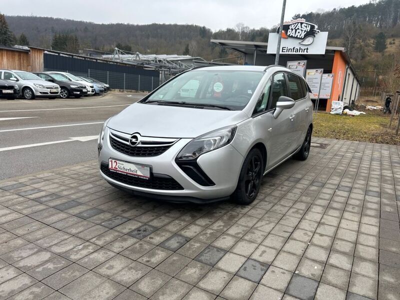 Silber Gebraucht 2013 Opel Zafira Tourer Edition Van / Kleinbus | 6.999 € (Fairer Preis) - Bild 1/4