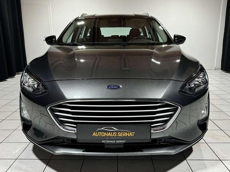 Gebraucht Ford Focus 125 PS (91 kW) 2020 Grau Kombi