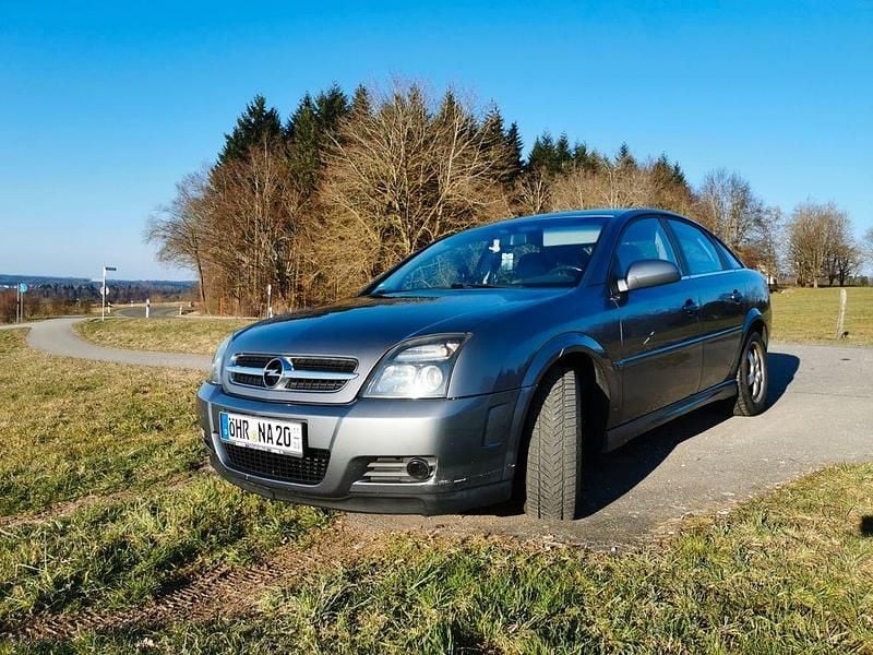 Grau Gebraucht 2002 Opel Vectra GTS Limousine | 3.290 € (Etwas zu teuer) - Bild 1/4