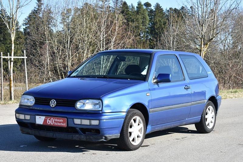 Gebraucht VW Golf III 75 PS (55 kW) 1996 Blau Kleinwagen