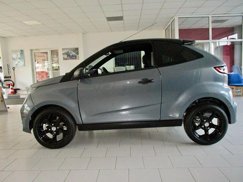 Neu Aixam Coupe Sport 2025 Grau Coupé