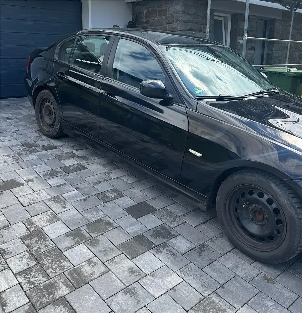 Occasion BMW 320 184 ch (135 kW) 2011 Noir Berline