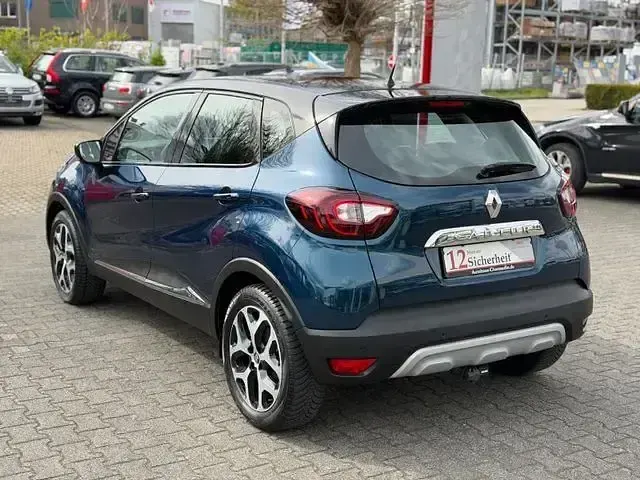 Używany Renault Captur Intens 140 KM (102 kW) 2019 Niebieski SUV