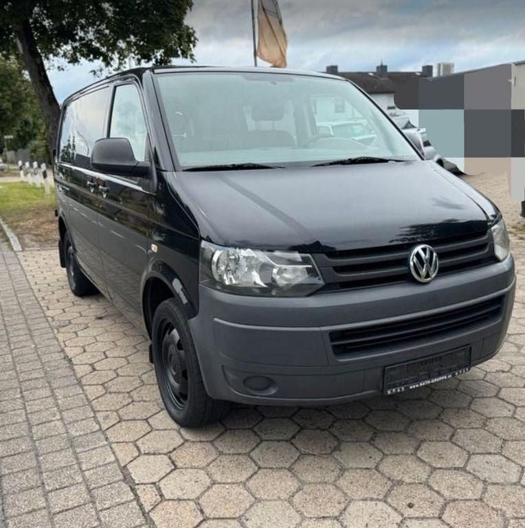 Schwarz Gebraucht 2010 VW T5 Van | 7.500 € (Guter Preis) - Bild 1/4