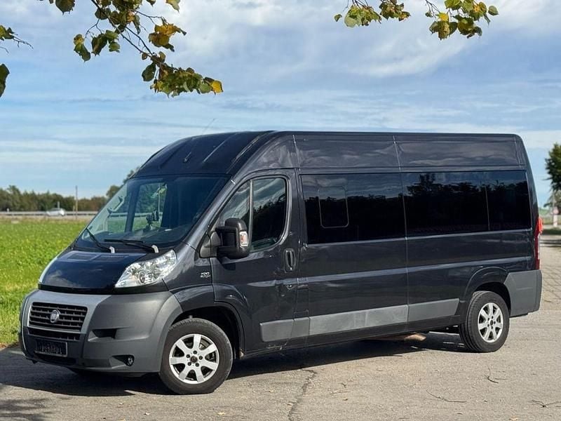 Schwarz Gebraucht 2014 Fiat Ducato Van | 5.999 € - Bild 1/4