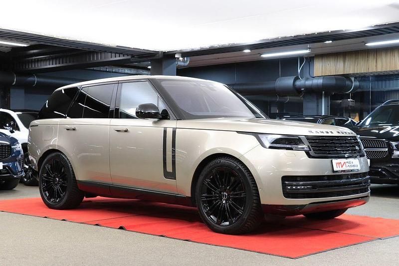 Gelb Gebraucht 2023 Land Rover Range Rover Autobiography SUV | 144.995 € (Superpreis) - Bild 1/4