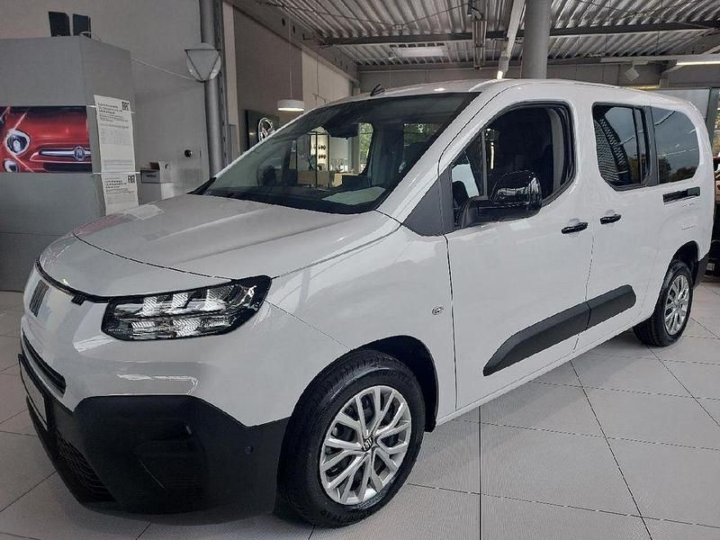 Weiß Neu 2025 Fiat 130 Kombi | 29.900 € - Bild 1/4