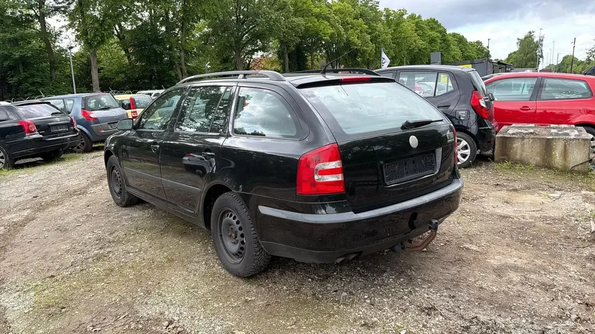 Gebraucht Skoda Octavia 160 PS (117 kW) 2008 Schwarz Kombi