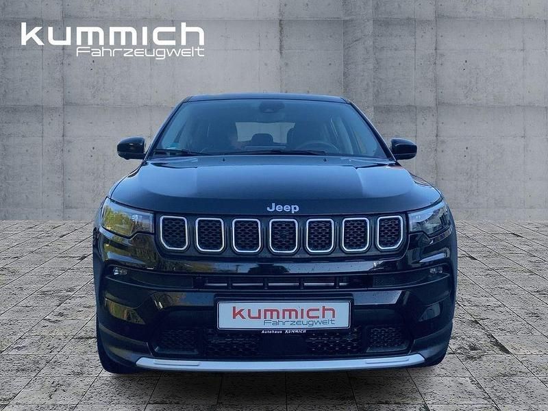 Gebraucht Jeep Compass Altitude 131 PS (96 kW) 2024 Schwarz SUV