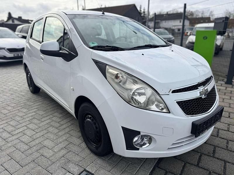 Gebraucht Chevrolet Spark LS 68 PS (50 kW) 2013 Schneeweiss/summitwhite/arctic Kleinwagen