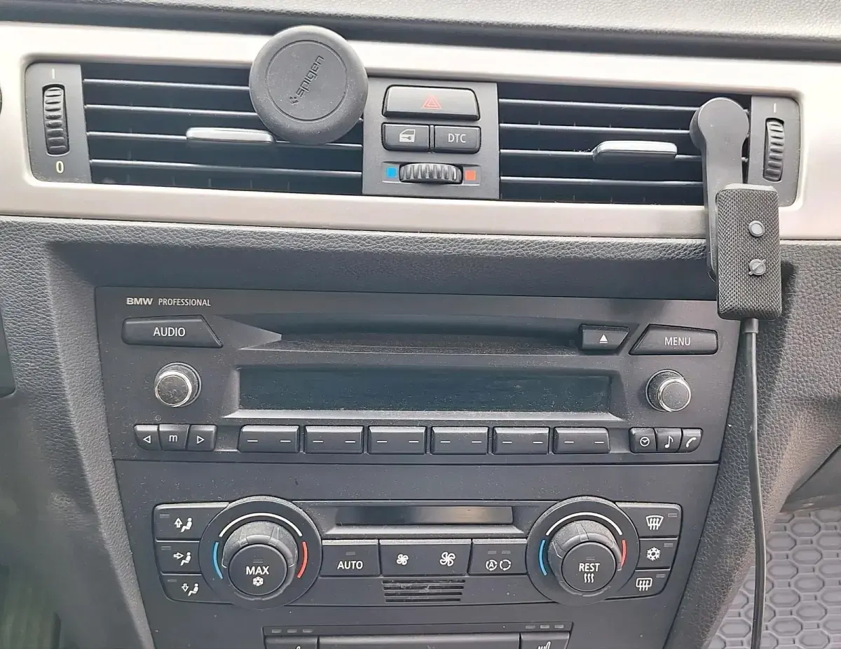 Gebraucht BMW 318 129 PS (94 kW) 2006 Schwarz Kombi
