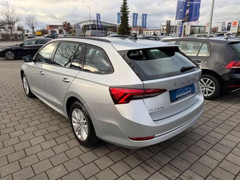 Gebraucht Skoda Octavia Selection 150 PS (110 kW) 2024 Silber Kombi