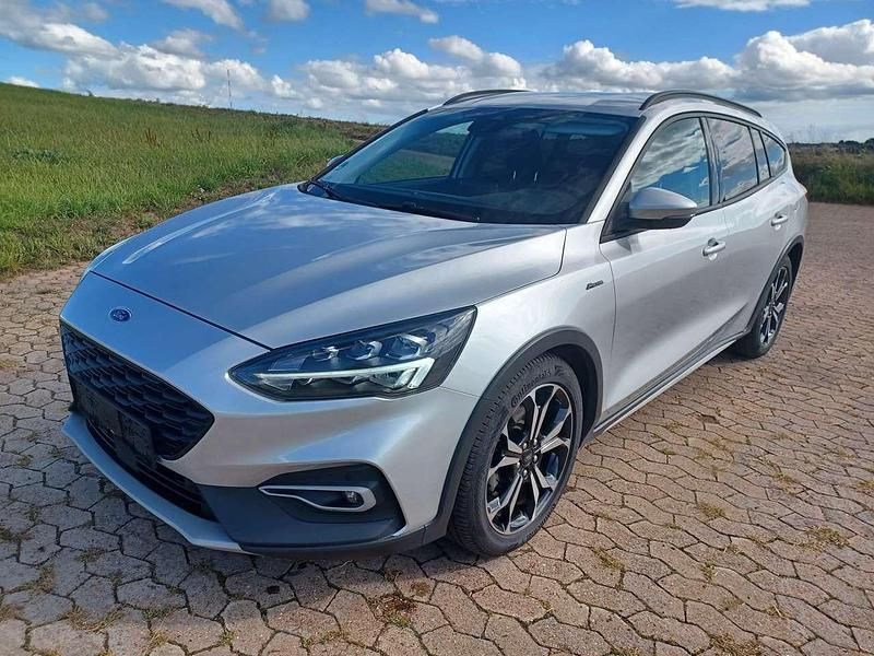 Silber Gebraucht 2020 Ford Focus Active Kombi | 17.499 € (Fairer Preis) - Bild 1/4