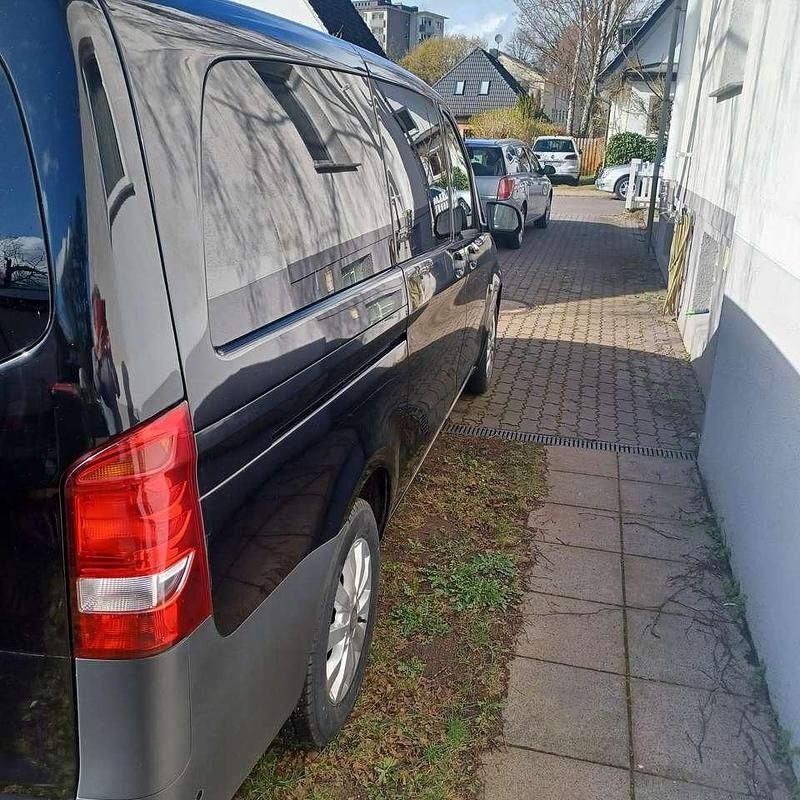 Gebraucht Mercedes Vito Edition 163 PS (119 kW) 2016 Schwarz Van