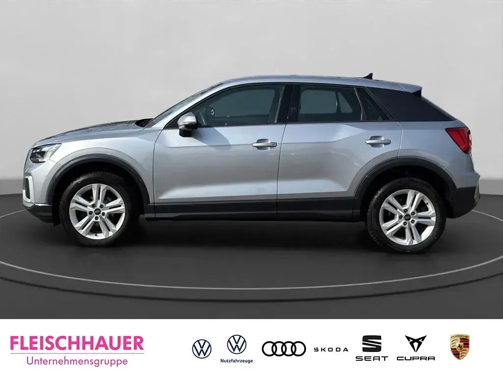 Gebraucht Audi Q2 Advanced Plus 150 PS (110 kW) 2023 Silber SUV