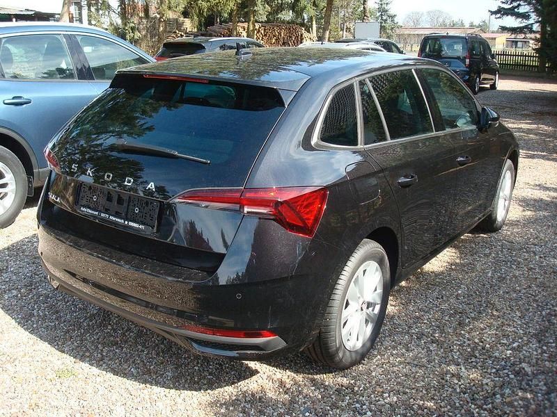 Neu Skoda Scala Selection 116 PS (85 kW) 2026 Schwarz Kleinwagen