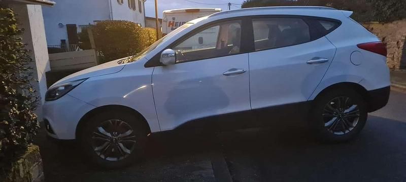 Gebraucht Hyundai ix35 Edition 135 PS (99 kW) 2014 Weiß SUV