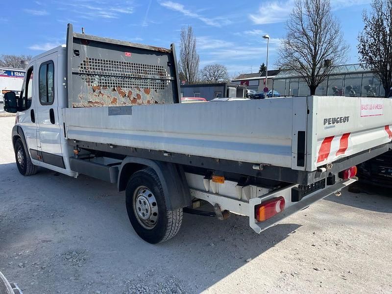 Gebraucht Peugeot Boxer 131 PS (96 kW) 2017 Weiß Van