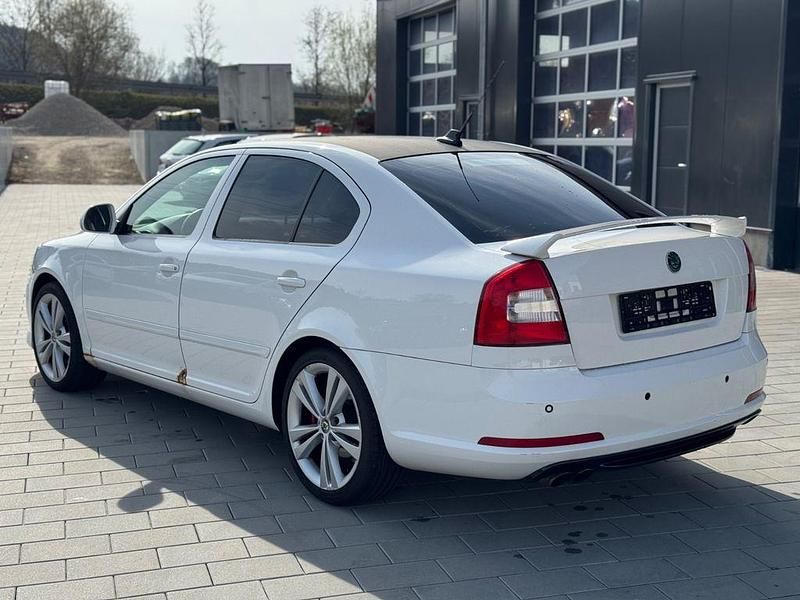 Gebraucht Skoda Octavia RS 170 PS (125 kW) 2010 Weiß Limousine