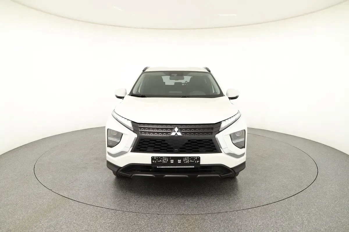 Gebraucht Mitsubishi Eclipse Cross Basis 188 PS (138 kW) 2021 Weiß SUV