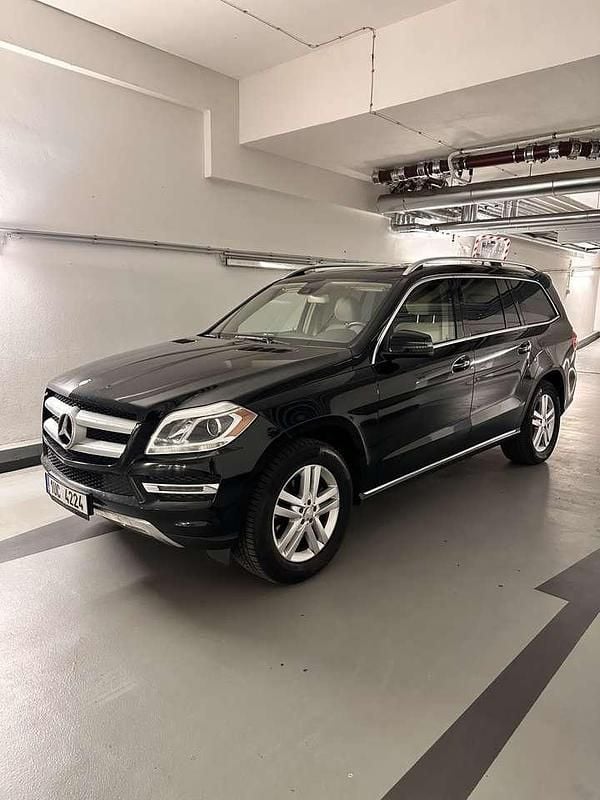Schwarz Gebraucht 2015 Mercedes GL450 SUV | 17.500 € (Superpreis) - Bild 1/4