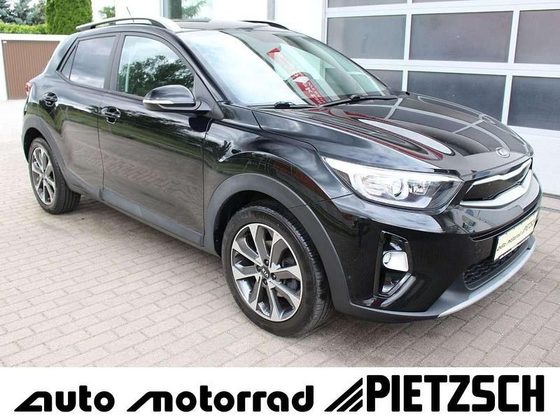 Schwarz Gebraucht 2021 Kia Stonic Vision SUV | 14.900 € (Guter Preis) - Bild 1/4