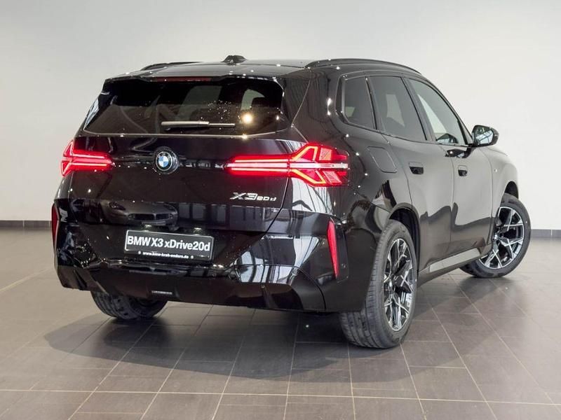 Neu BMW X3 M Sport 197 PS (144 kW) 2026 Black sapphire metallic (schwarz) SUV