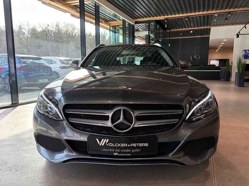 Gebraucht Mercedes C400 333 PS (244 kW) 2016 Grau Limousine