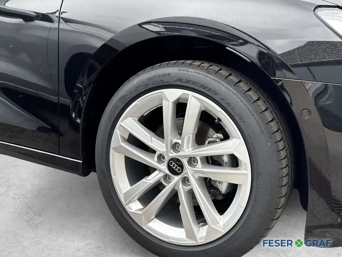 Gebraucht Audi A3 Advanced Plus 150 PS (110 kW) 2025 Mythosschwarz metallic Limousine