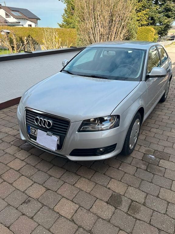Usata Audi A3 102 CV (75 kW) 2010 Argento Utilitaria