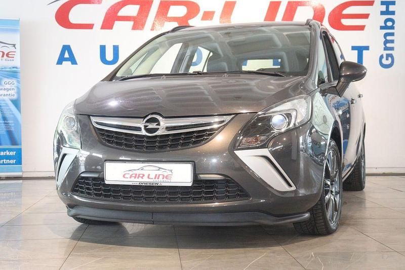 Grau Gebraucht 2012 Opel Zafira Tourer Edition Van / Kleinbus | 7.999 € (Fairer Preis) - Bild 1/4