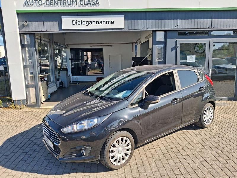 Gebraucht Ford Fiesta Trend 101 PS (74 kW) 2014 Schwarz Kleinwagen