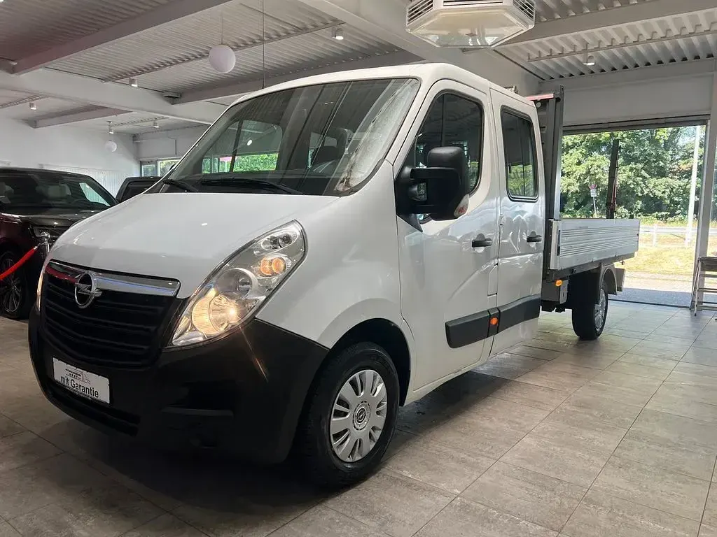 Gebraucht Opel Movano 145 PS (106 kW) 2019 Weiß Van / Kleinbus