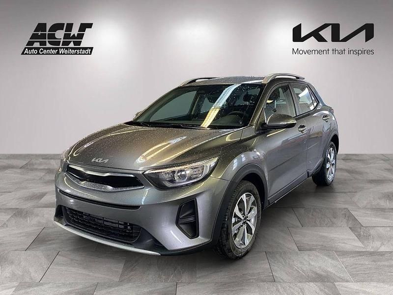 Grau Neu 2025 Kia Stonic Vision SUV | 23.469 € (Fairer Preis) - Bild 1/4