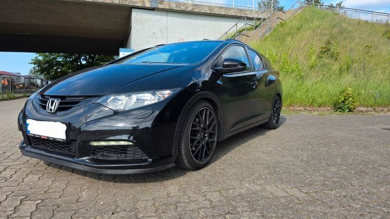 Schwarz Gebraucht 2014 Honda Civic Comfort Kombi | 4.490 € (Guter Preis) - Bild 1/4