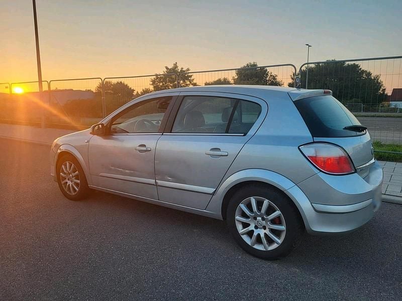 Gebraucht Opel Astra 95 PS (69 kW) 2004 Kombi