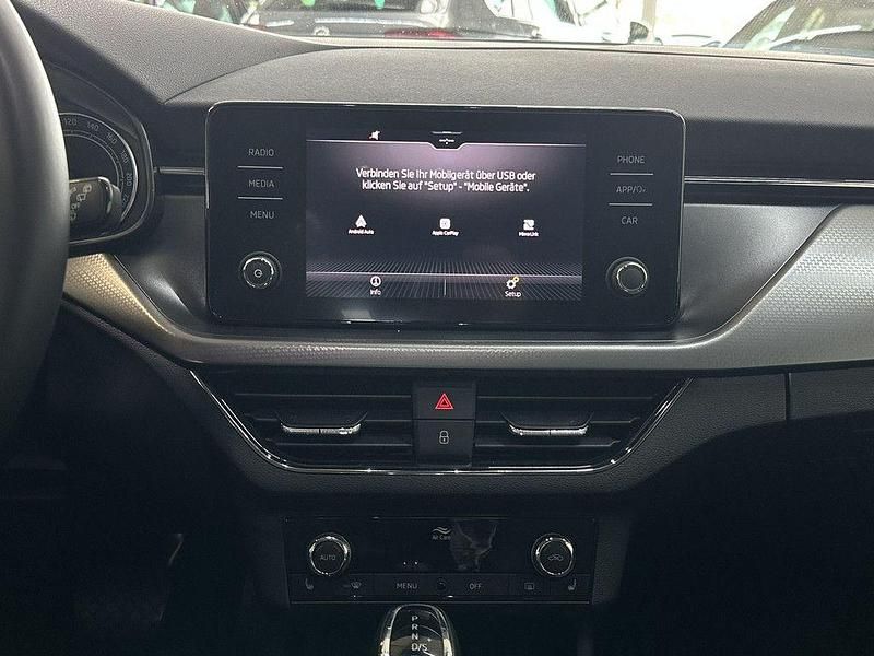 Gebraucht Skoda Scala Clever 110 PS (80 kW) 2022 Weiß Kleinwagen