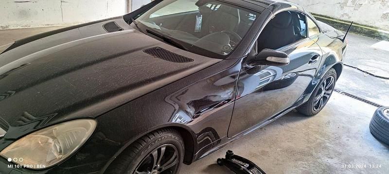 Usata Mercedes SLK200 163 CV (119 kW) 2007 Nero Cabrio