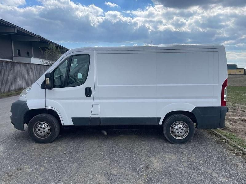 Gebraucht Peugeot Boxer 101 PS (74 kW) 2007 Weiß Van