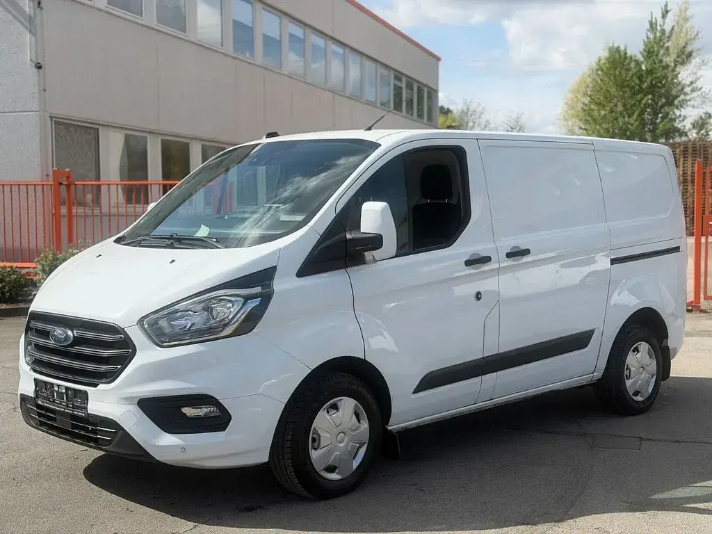 Gebraucht Ford Transit Custom Trend 131 PS (96 kW) 2022 Weiß Limousine