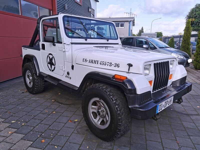 Second-hand Jeep Wrangler 121 CP (88 kW) 1991 Alb SUV