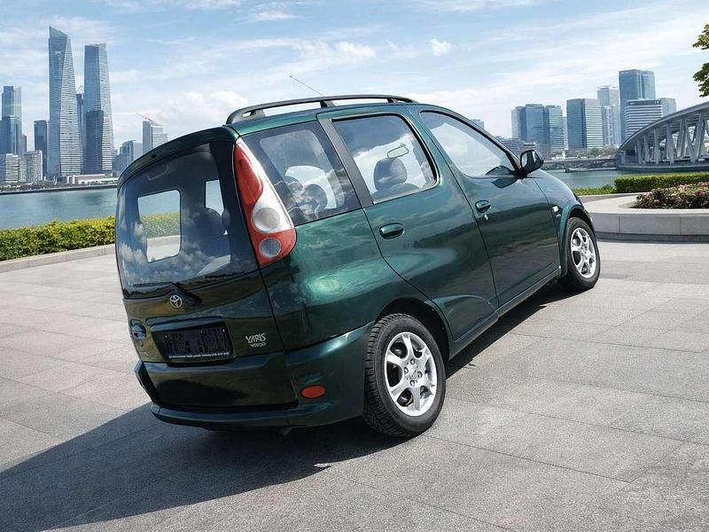 Gebraucht Toyota Yaris 86 PS (63 kW) 2003 Grün Kombi