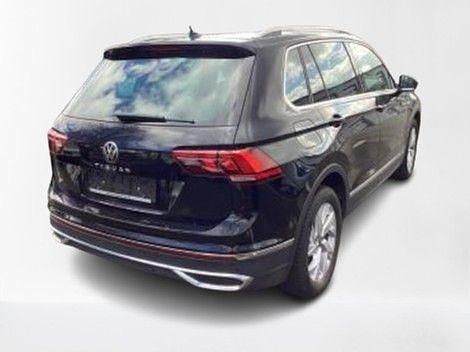 Gebraucht VW Tiguan Elegance 150 PS (110 kW) 2024 Deep black perleffekt SUV