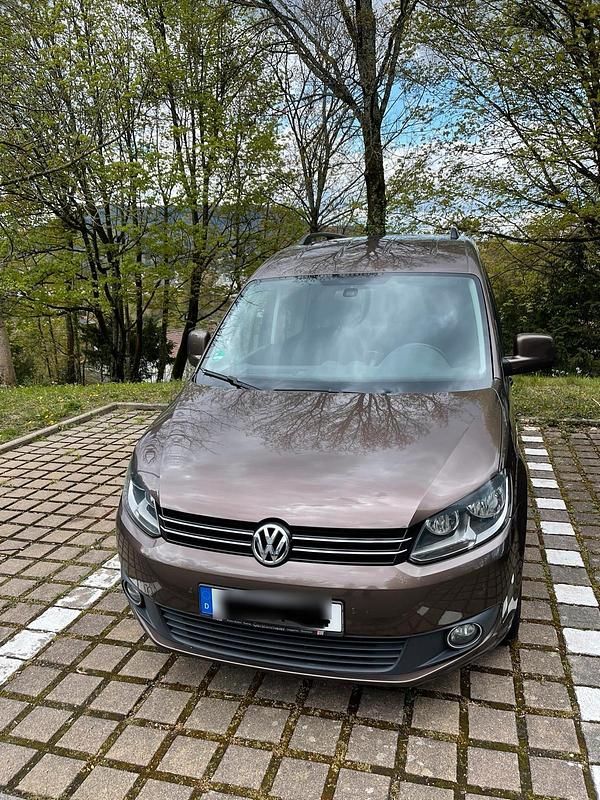 Gebraucht VW Caddy 140 PS (102 kW) 2013 Braun Van / Kleinbus
